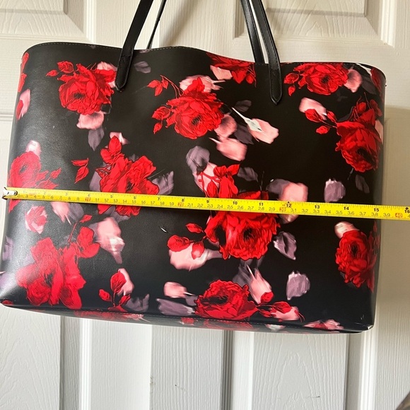 Victorias Secret Limited Edition 2019 Large Floral Tote Bag - Picture 3 of 5